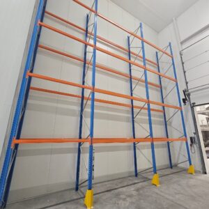 Kiedy naprawić, a kiedy wymienić regał magazynowy?